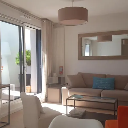Les Cyprès - Avec Grande Terrasse Proche - St Malo *